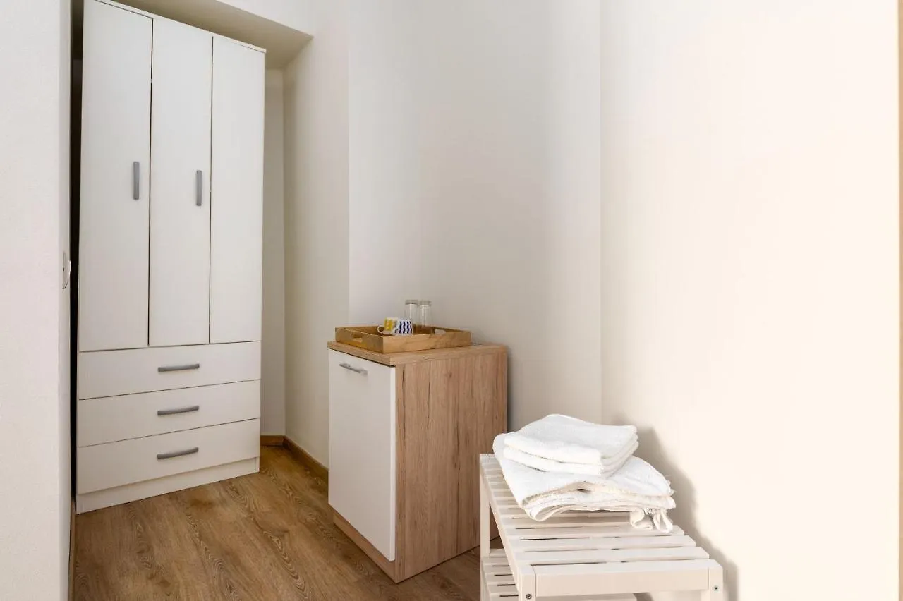 Rooms Karolina Funtana Kroatien