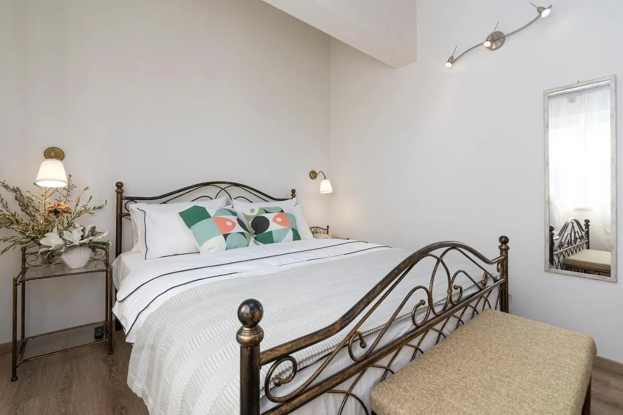 Gasthof Rooms Karolina Funtana Kroatien